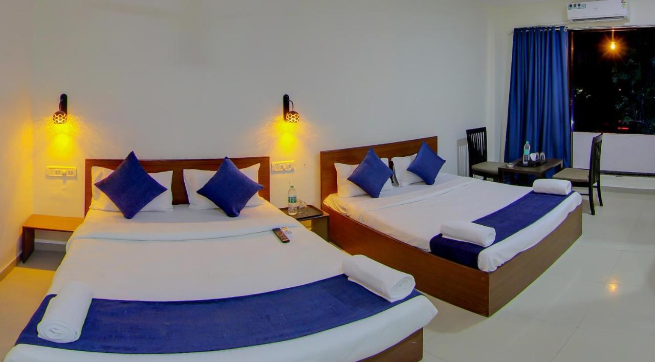 Hotel Rain Sky Inn Лонавала Экстерьер фото
