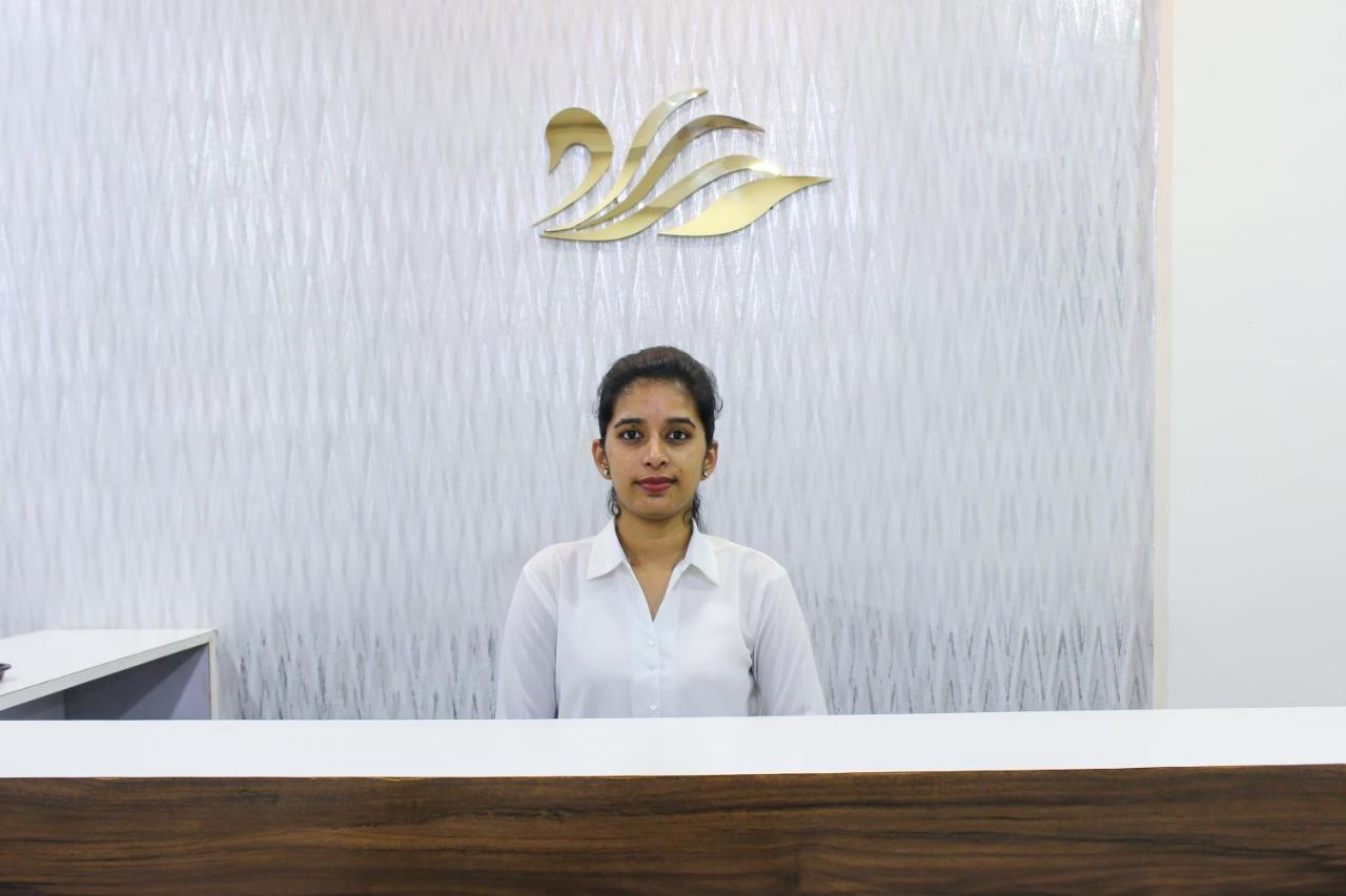 Hotel Rain Sky Inn Лонавала Экстерьер фото